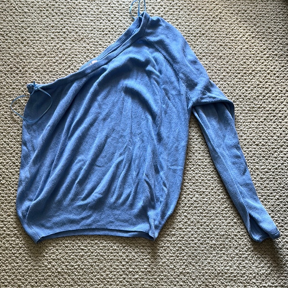 Women's Blue Sweater